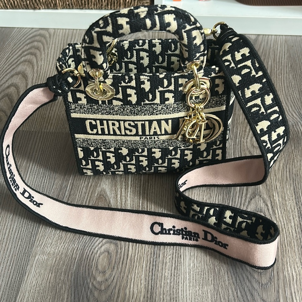 Dior Small Lady D-Lite Bag (Black Dior Oblique Embroidery)